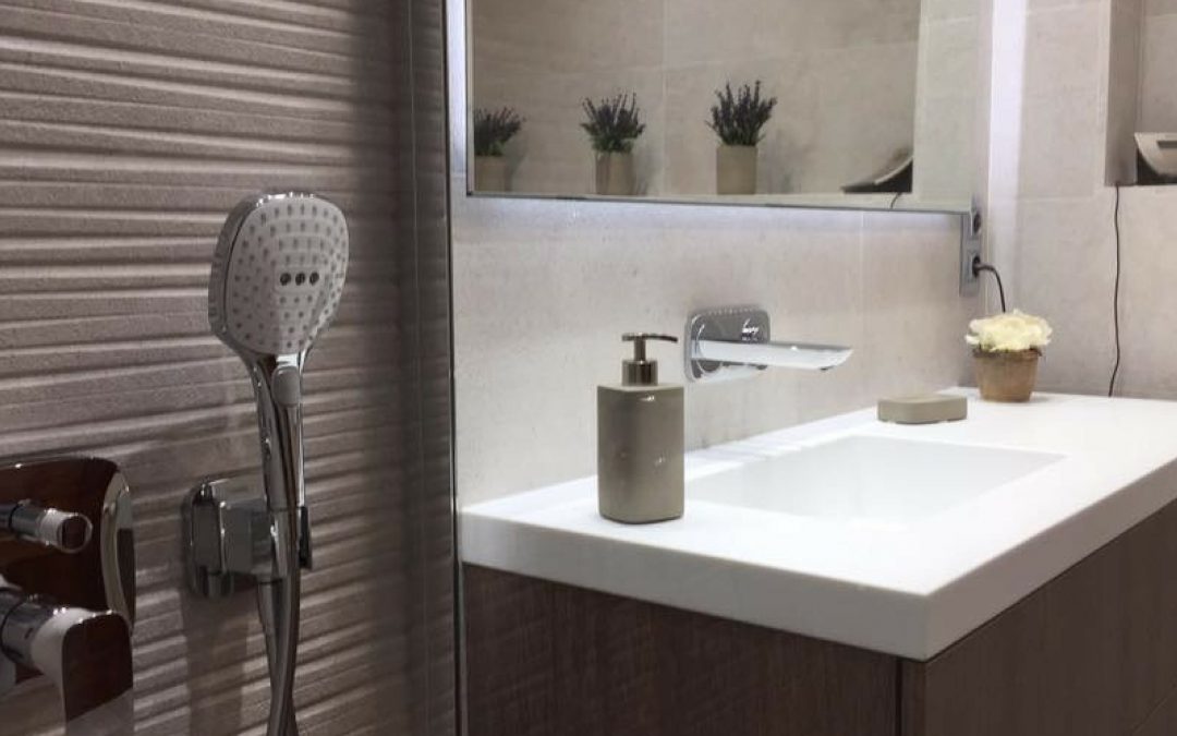 Claves para reformar un baño pequeño.
