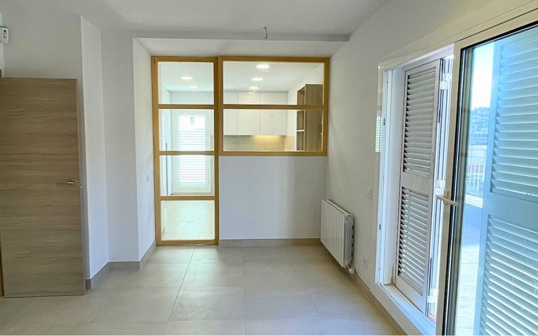 Diseño interior de pisos en Barcelona: cómo ganar luz y espacio en 85m²